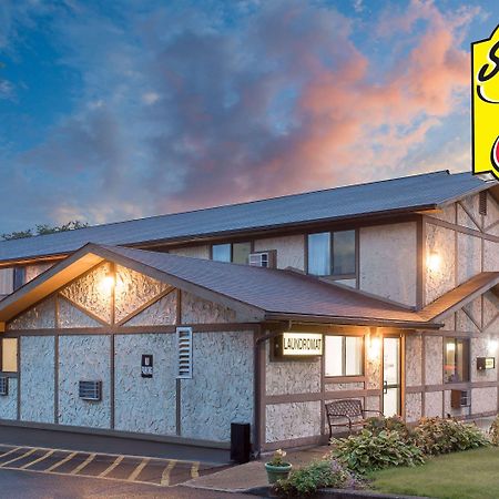 Super 8 By Wyndham Sitka Hotel Exterior photo