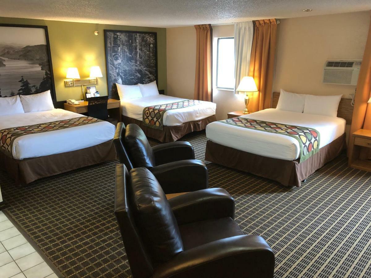 Super 8 By Wyndham Sitka Hotel Exterior photo